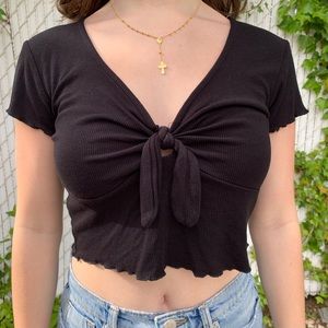 Front-tie cropped shirt